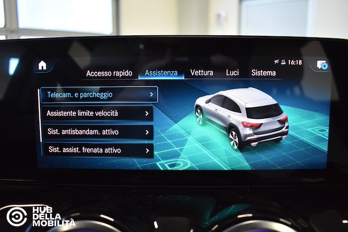MERCEDES-BENZ GLA 180 d Automatic Sport Plus